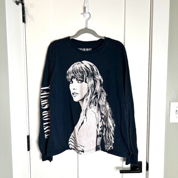 Taylor Swift Eras Tour Navy Long Sleeve Cotton Tee Novelty Midnights Sz Large - Picture 1 of 4
